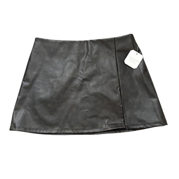 NWT Altare'd State Katarina Distressed Vegan Leather Skirt / Brown / Size M - Picture 3 of 15